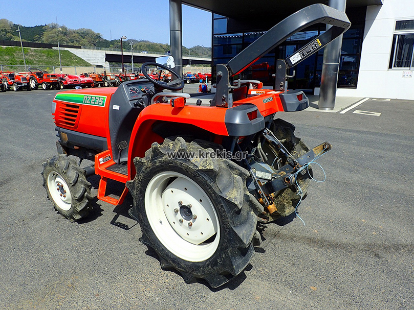 Τρακτέρ HINOMOTO NZ235 μεταχειρισμένο