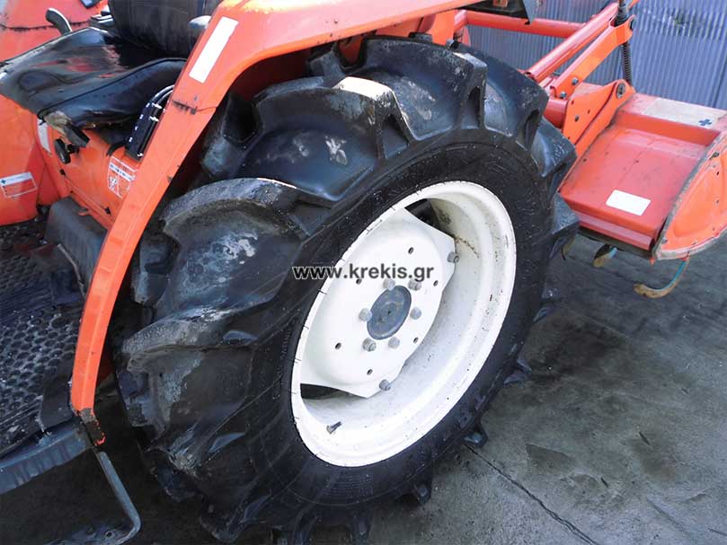 Τρακτέρ KUBOTA ASTE GL26